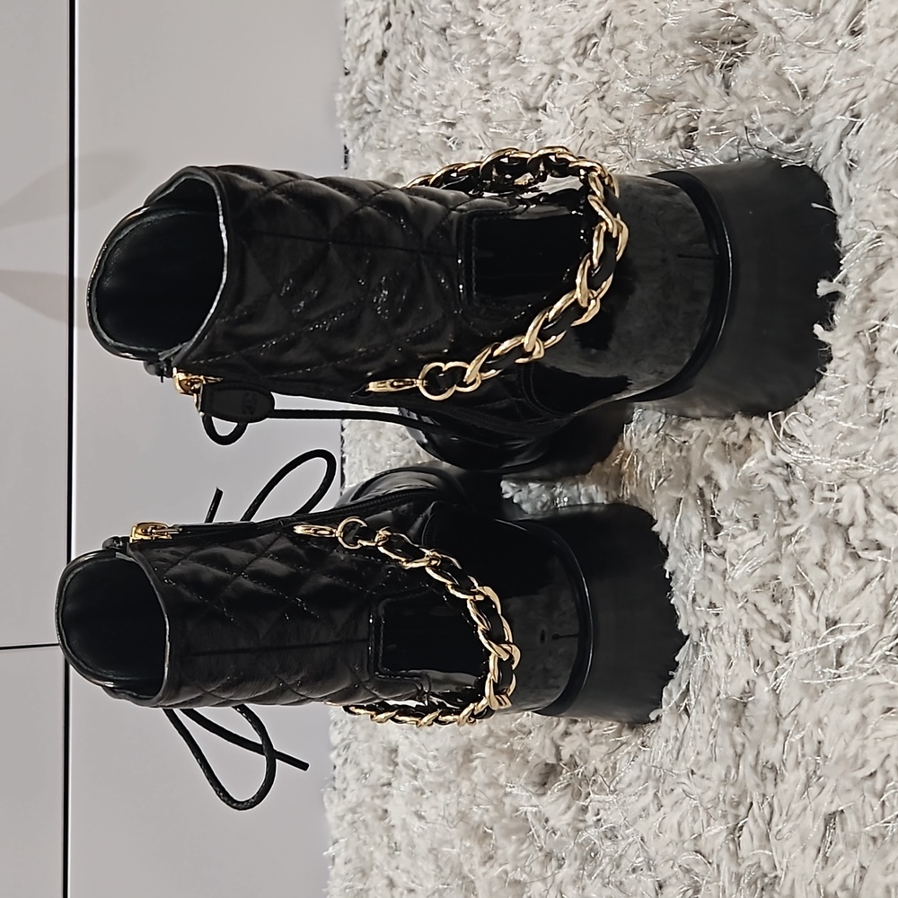 Auth CHANEL combat boots - Picture 5 of 10